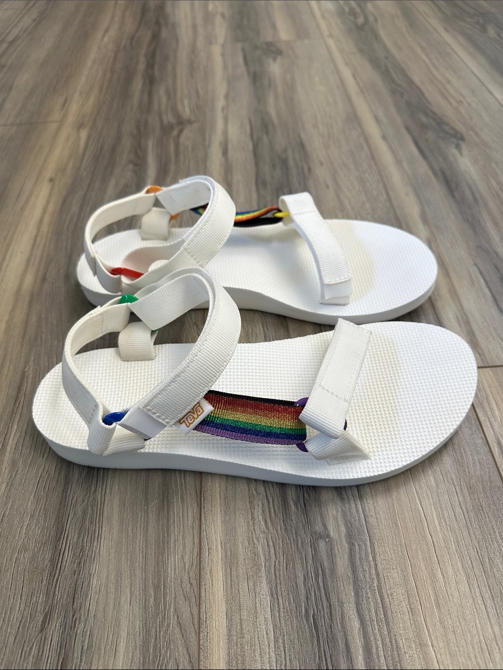TEVA Sz 10 Original Universal PRIDE Rainbow Strap, White Sport Hiking Sandals